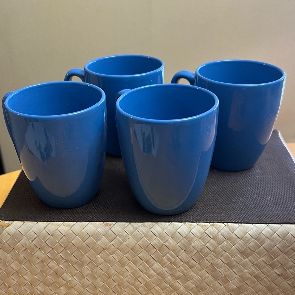 Blue Ceramic Mug Set
